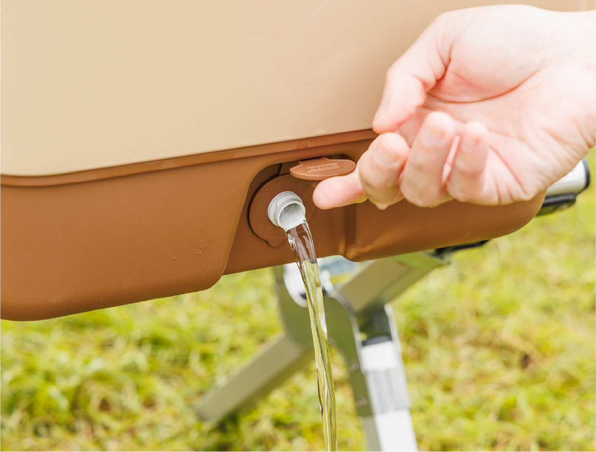 54QTスチールベルト(R)クーラー(バターナッツ)