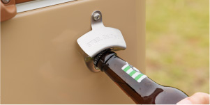 54QTスチールベルト(R)クーラー(バターナッツ)