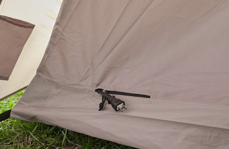 コード引出し口