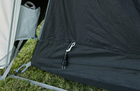 コード引出し口