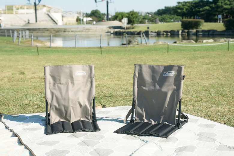 背中が楽になるコンパクトチェア（椅子）