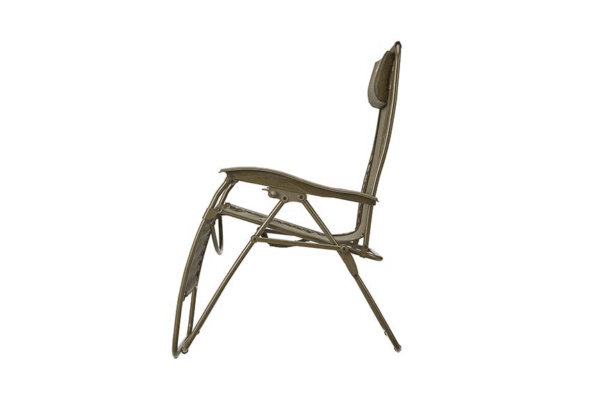 フルリクライニングでリラックスして長時間過ごせます