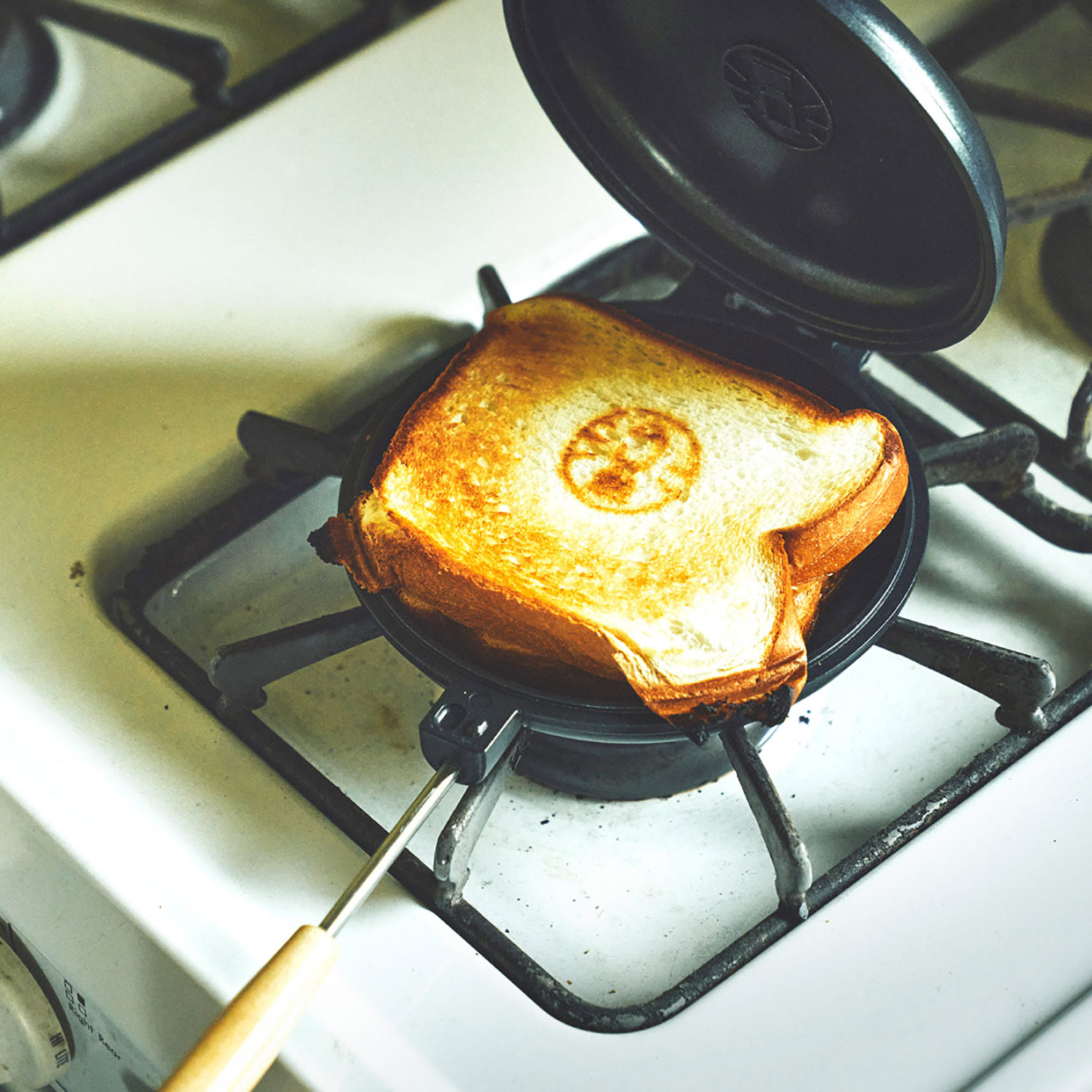 ダブルパンクッカー