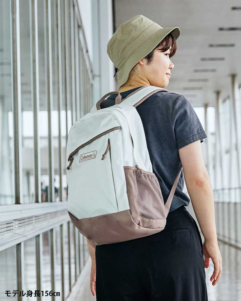 ウォーカー 15 (ブラック)