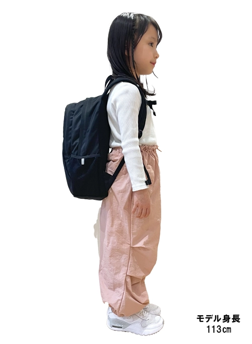 ウォーカーミニ (ブラック)女の子モデル着用