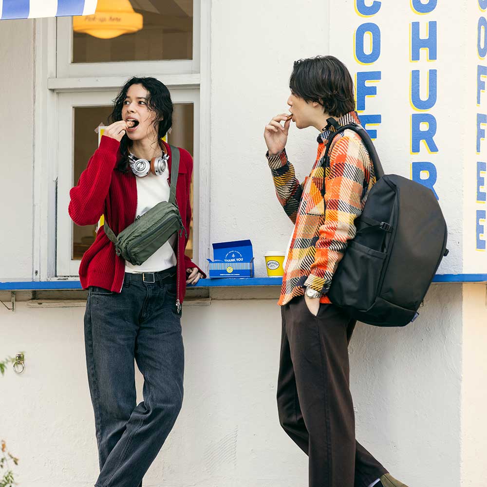 アトラス30（グレージュ）