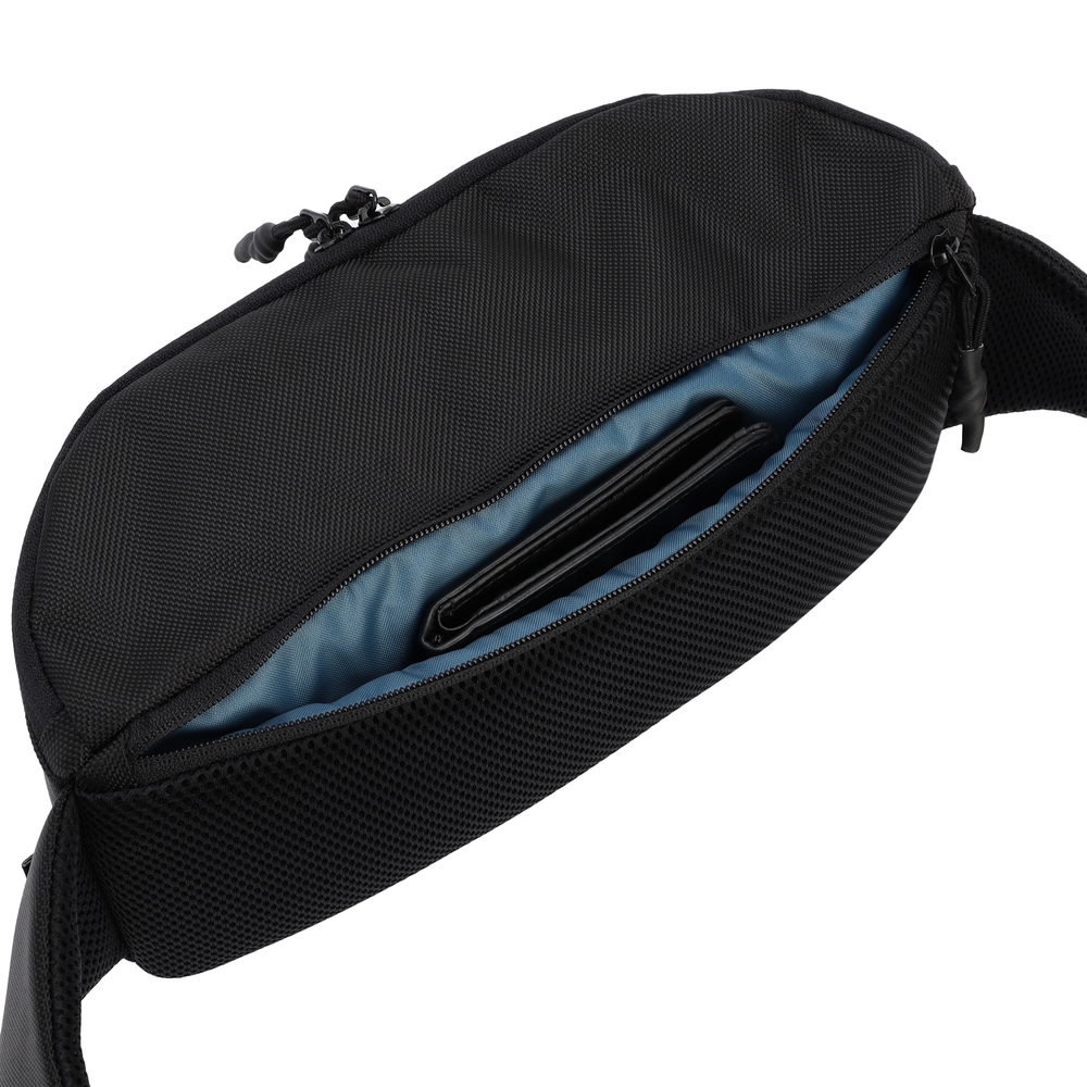 アトラスマルチウェスト（ブラック）