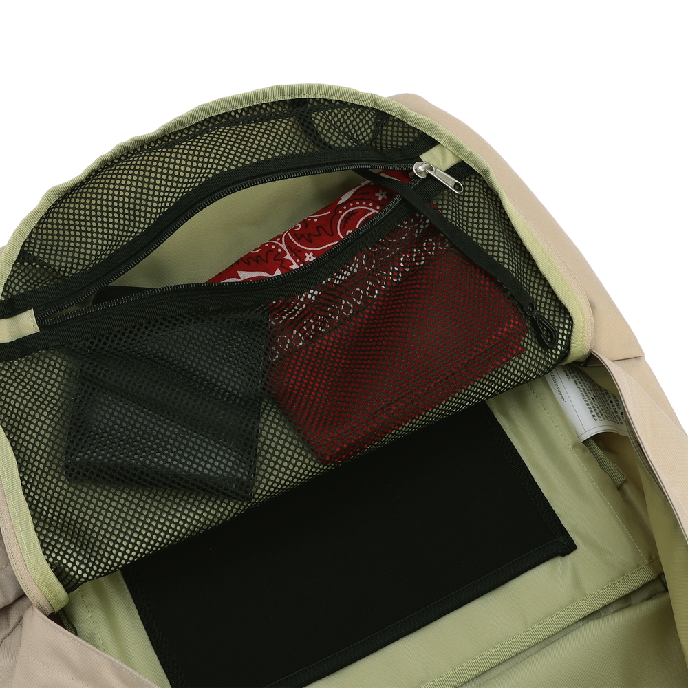 ユニウォーカーデイパック31（サファリ）