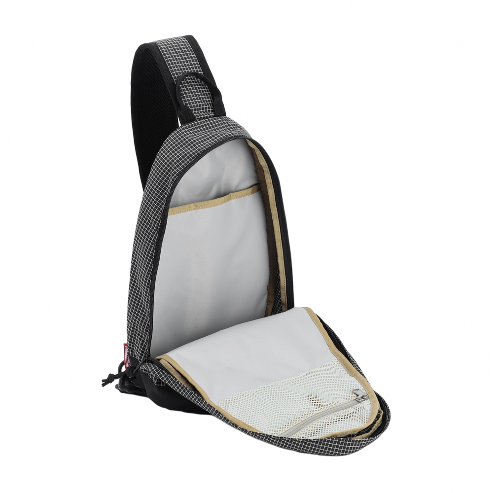 ウォーカースリングバッグ(ブラックリップ)