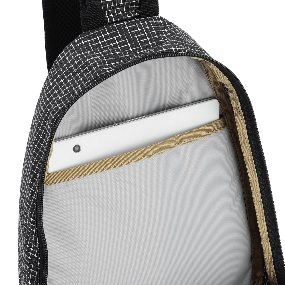 ウォーカースリングバッグ(ブラックリップ)