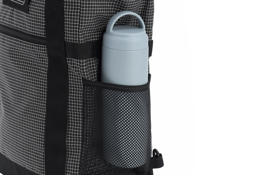 ウォーカー3WAYバックパックトート（ブラックリップ）