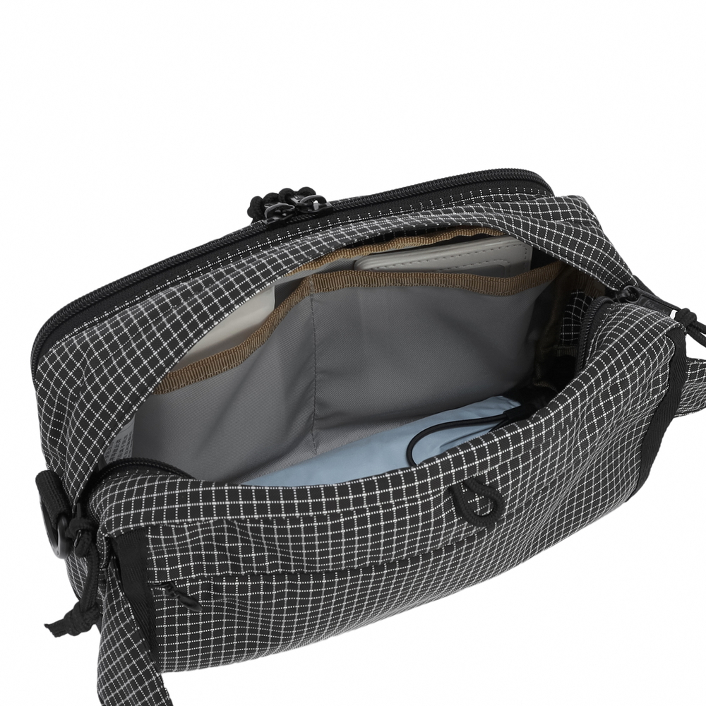 ウォーカーポーチ(ブラックリップ)