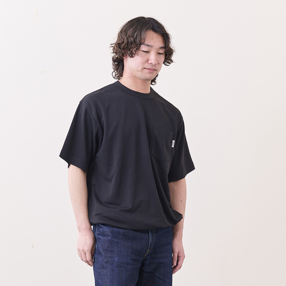 Tシャツ リラックスフィット（ブラック）
